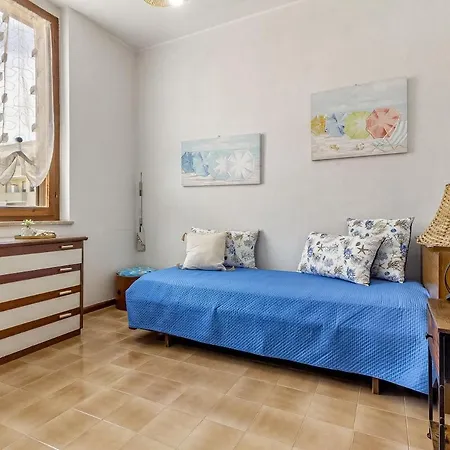 Nuras - Baia Delle Conchiglie 1 Min From The *